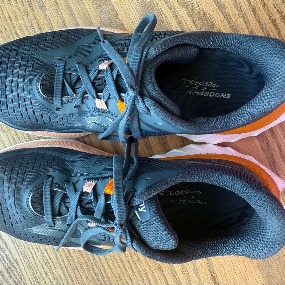 Saucony Endorphin Speed 3 Charcoal and Tangerine Athletic Sneakers - Picture 7 of 10